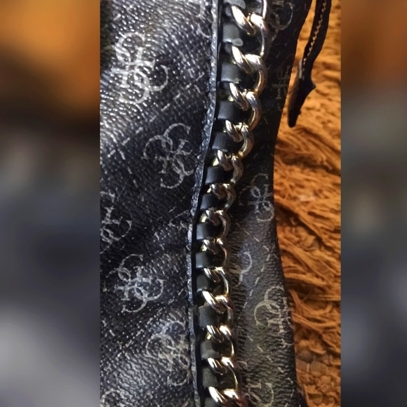 GUESS confidential chain retro satchel bag - Picture 7 of 12